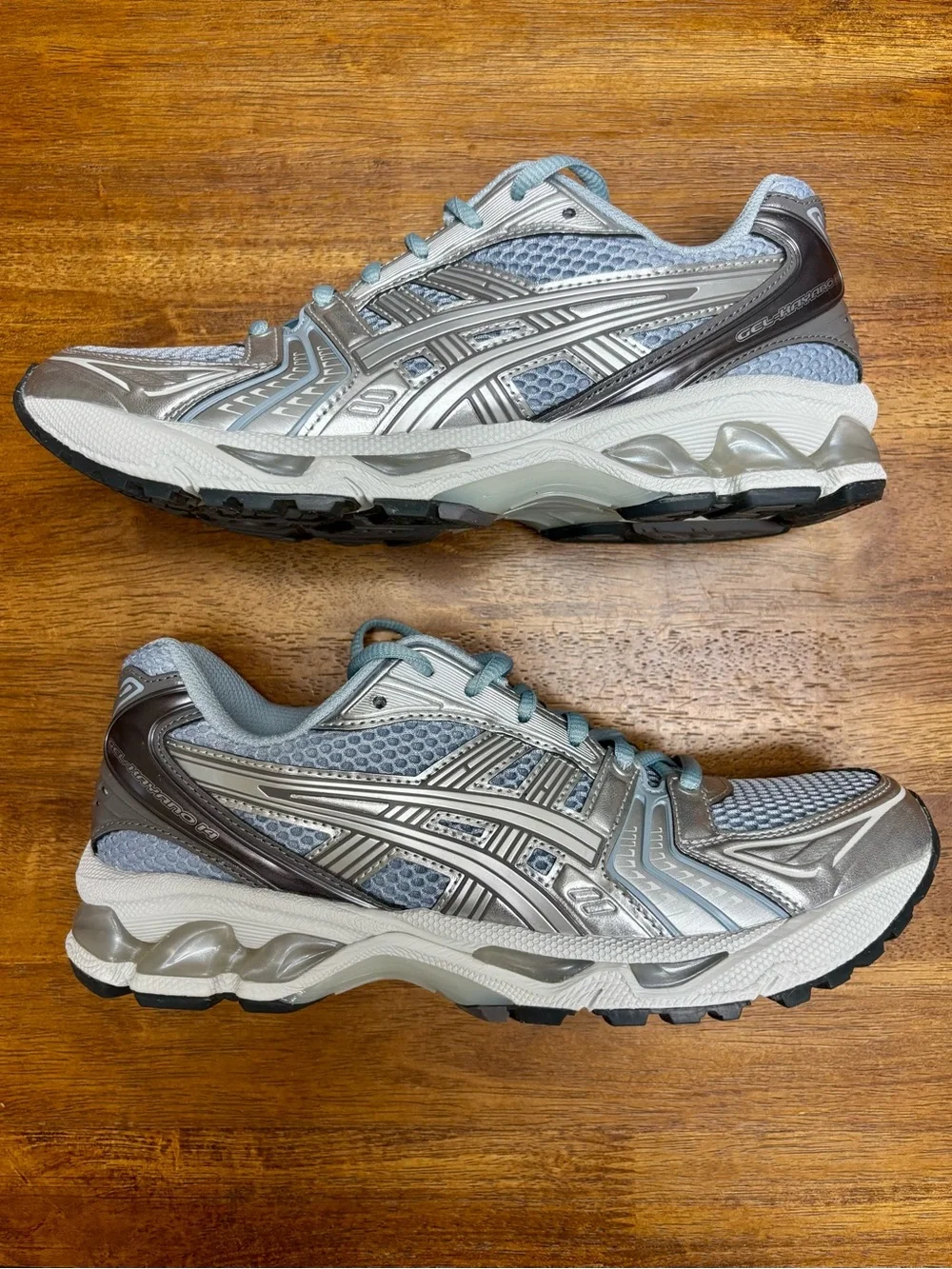 Asics Gel Kayano 14 in Dolphin Grey